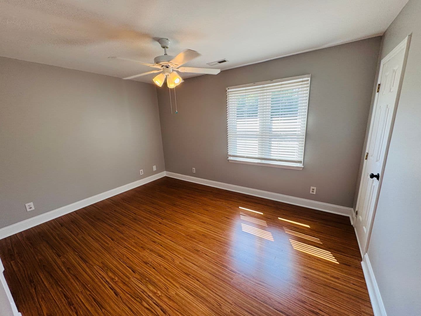 Raleigh House: 5612 Darrow Drive