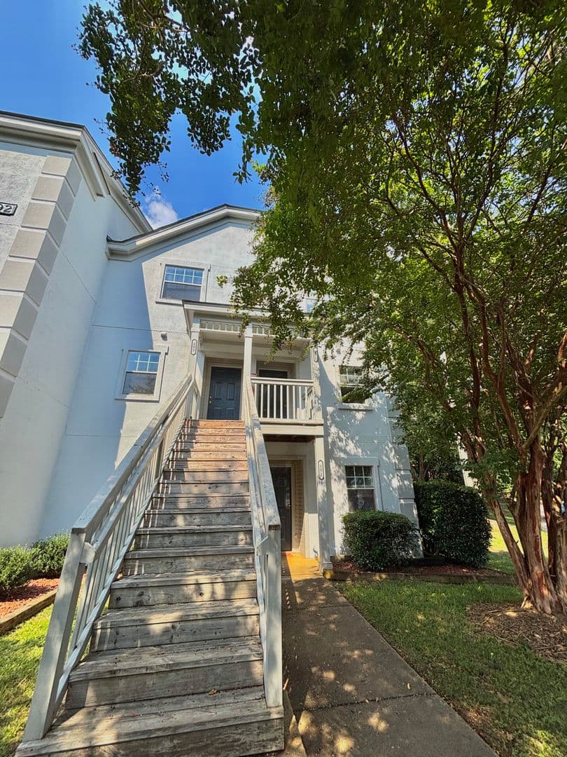 Raleigh Townhome: 2502-201 Avent Ferry Rd+