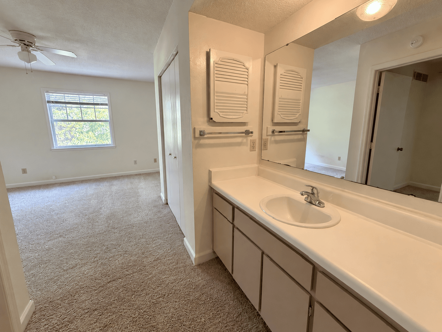Raleigh Townhome: 2518-202 Avent Ferry Road