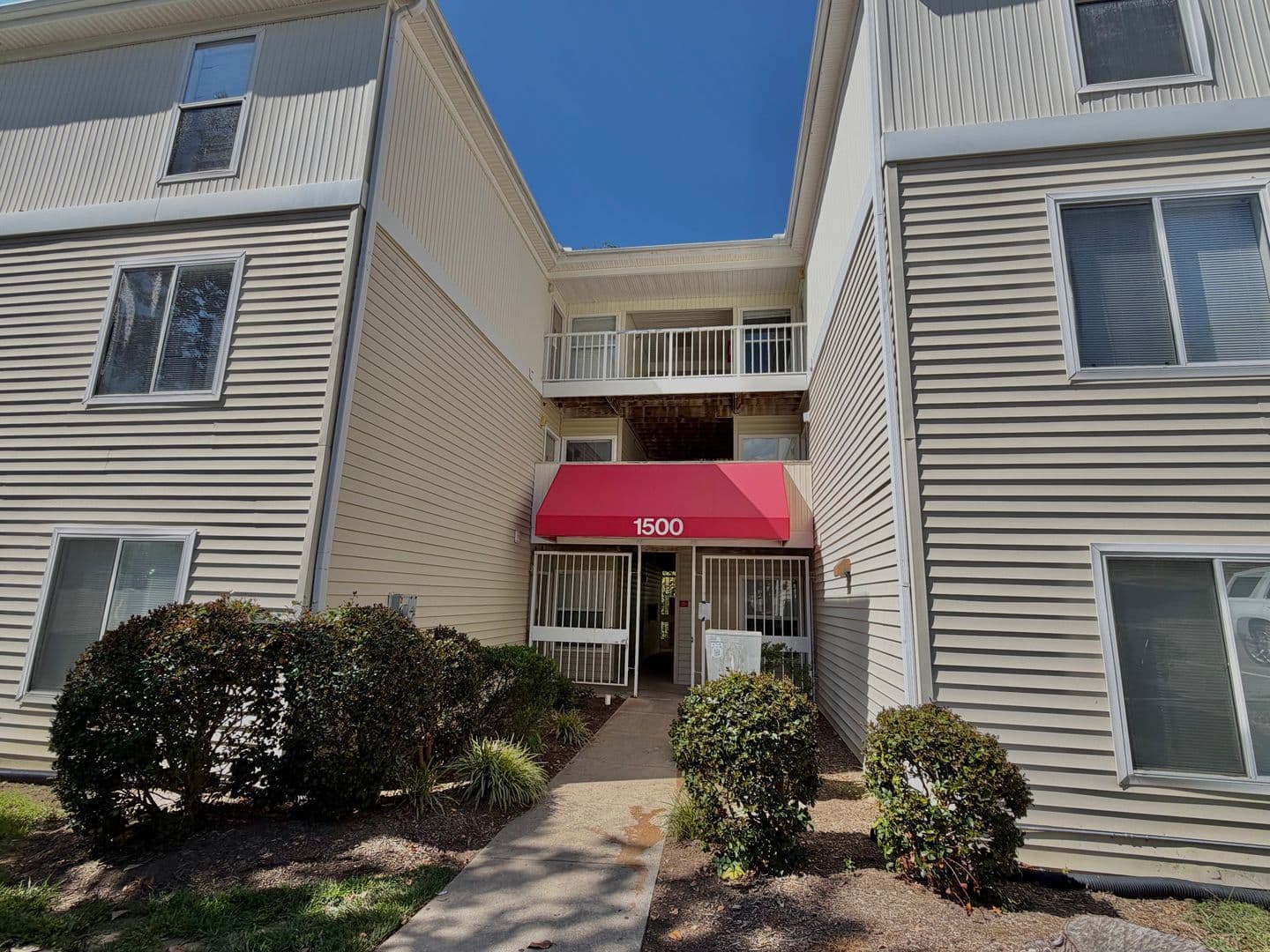 Raleigh Condo: 1500-202 GRADUATE LN