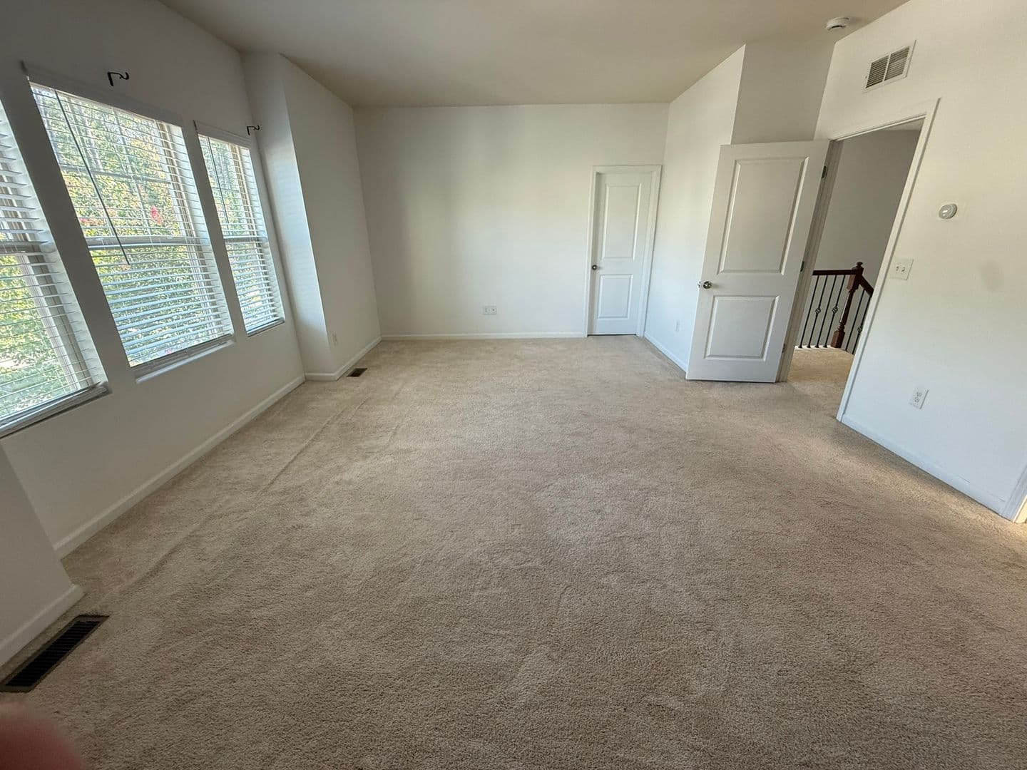 Durham House: 1052 Spacious Skies Lane
