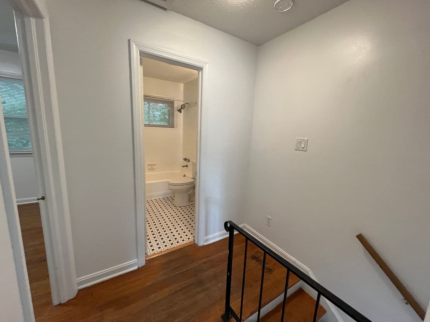 Raleigh Apartment: 3821 Lupton Circle