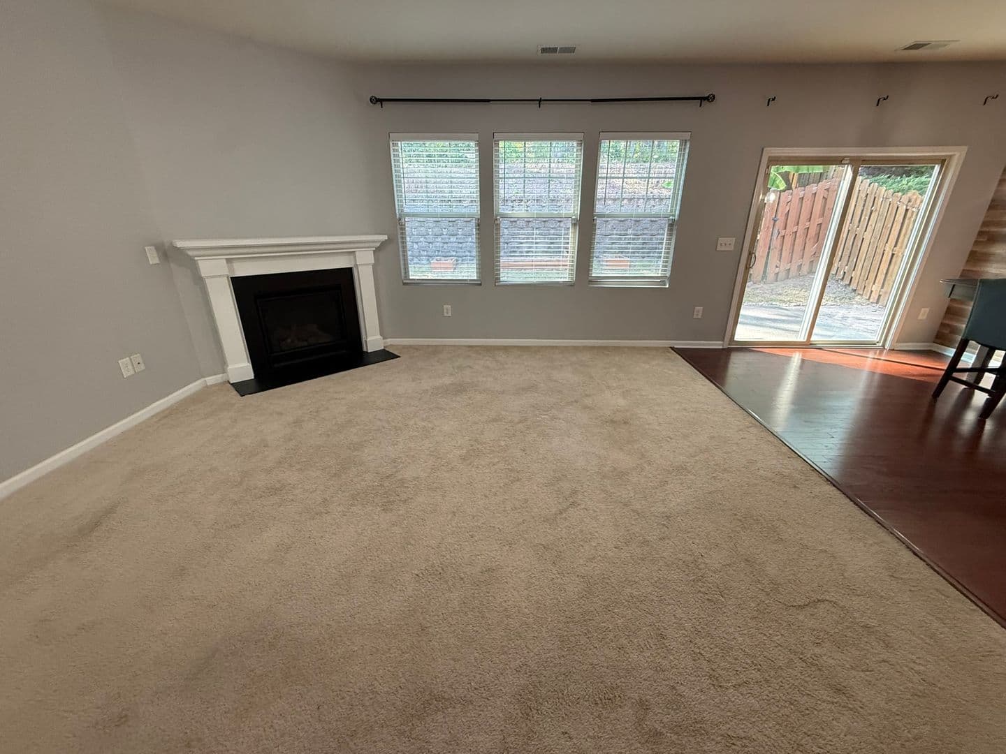 Durham House: 1052 Spacious Skies Lane