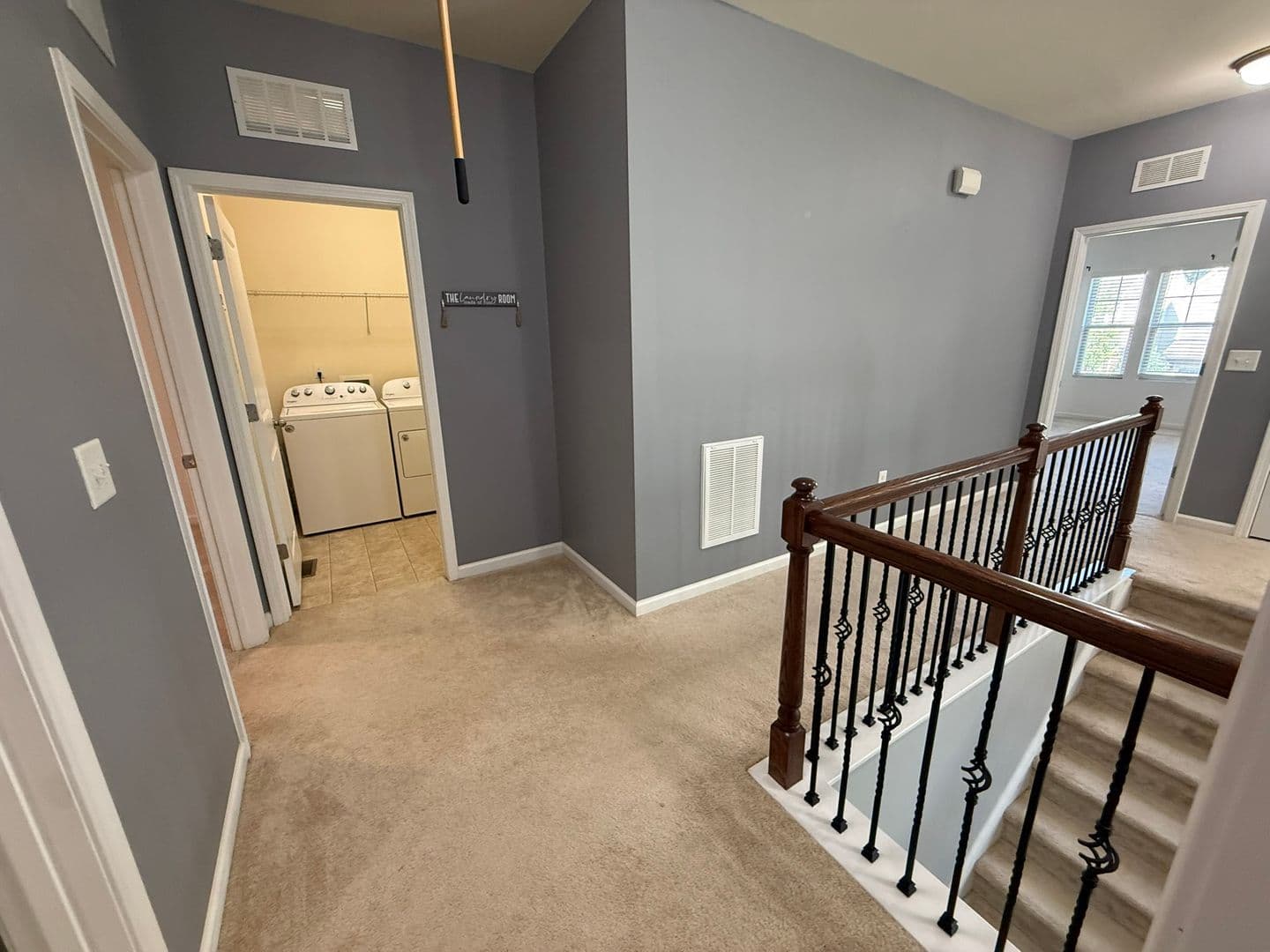 Durham House: 1052 Spacious Skies Lane