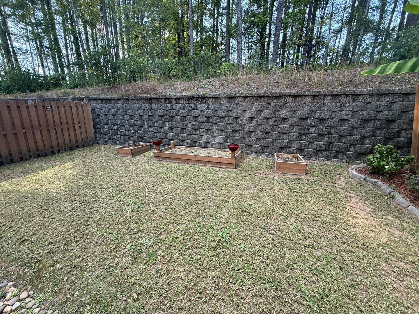Durham House: 1052 Spacious Skies Lane