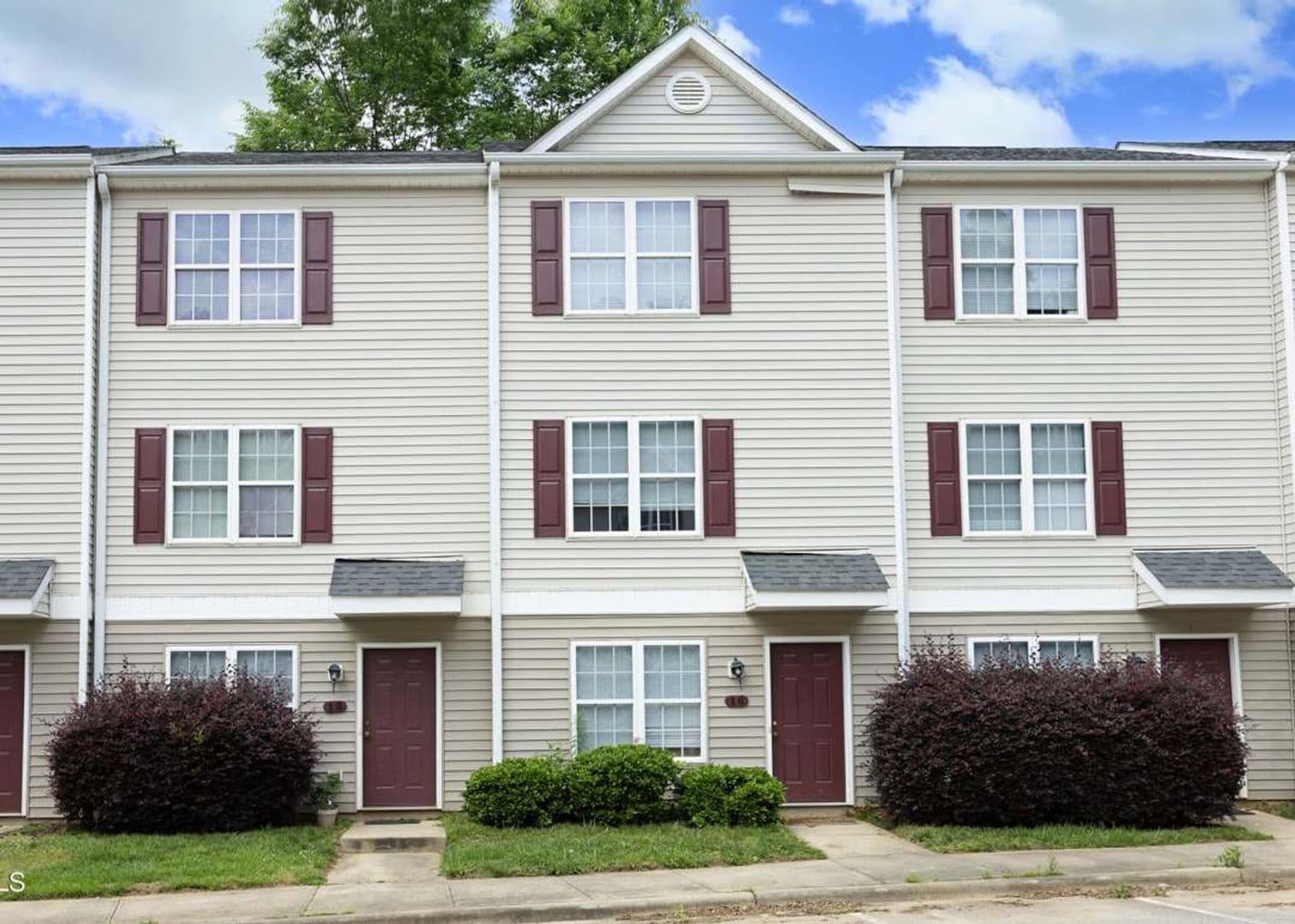 Raleigh House: 18 Red Lane