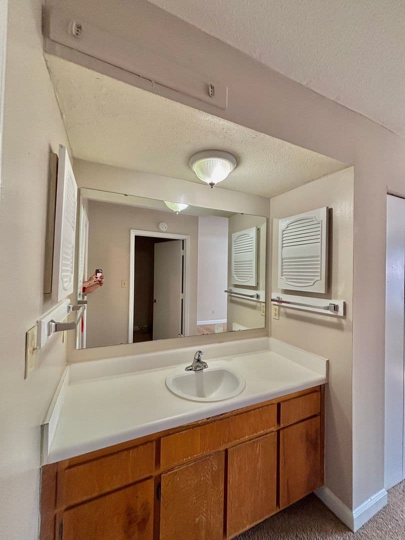 Raleigh Condo: 2518-207 Avent Ferry Road