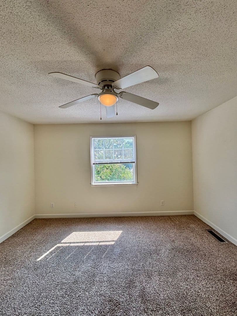 Raleigh Townhome: 2502-201 Avent Ferry Rd+