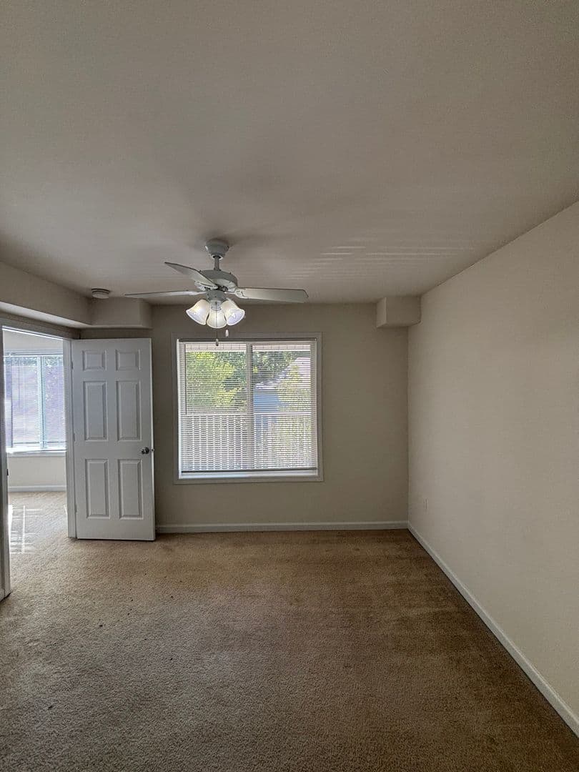 RALEIGH House: 1501-304 GRADUATE LN