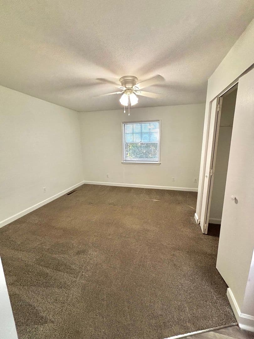 Raleigh House: 2520 Avent Ferry Rd Unit 202 - 202