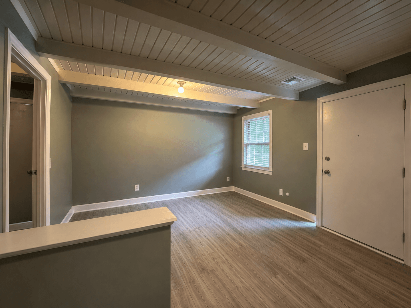 Durham Apartment: 1119-1 Gurley St