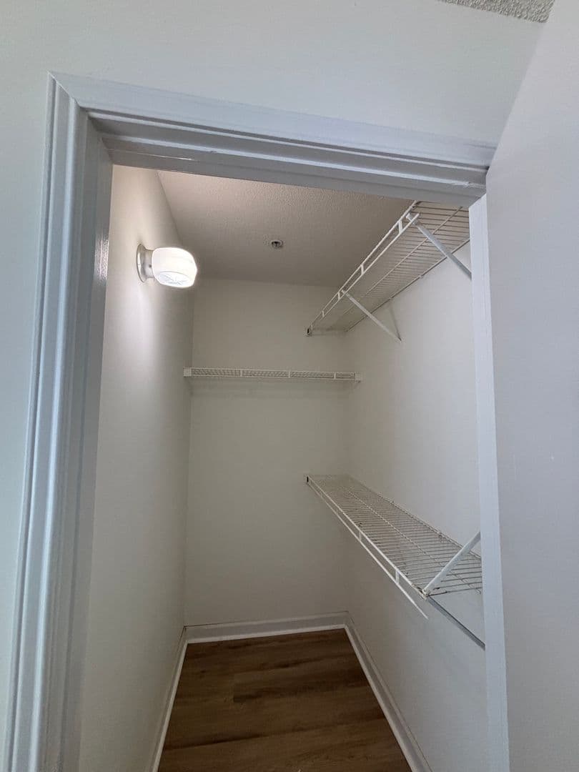 RALEIGH House: 1511-101 GRADUATE LN