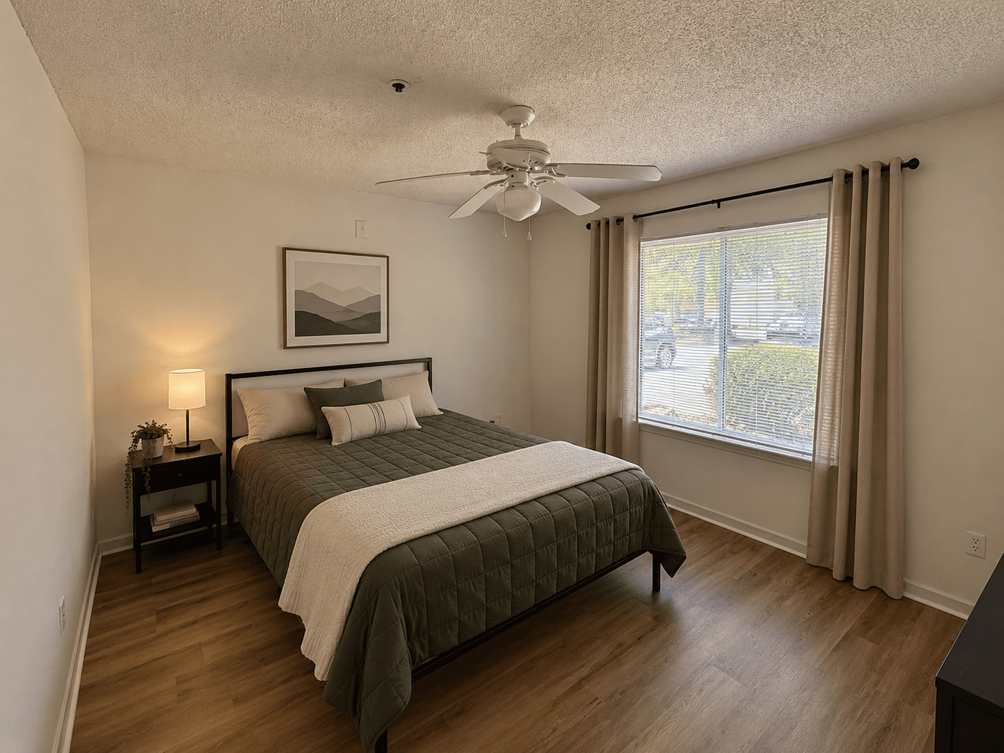 RALEIGH House: 1511-101 GRADUATE LN