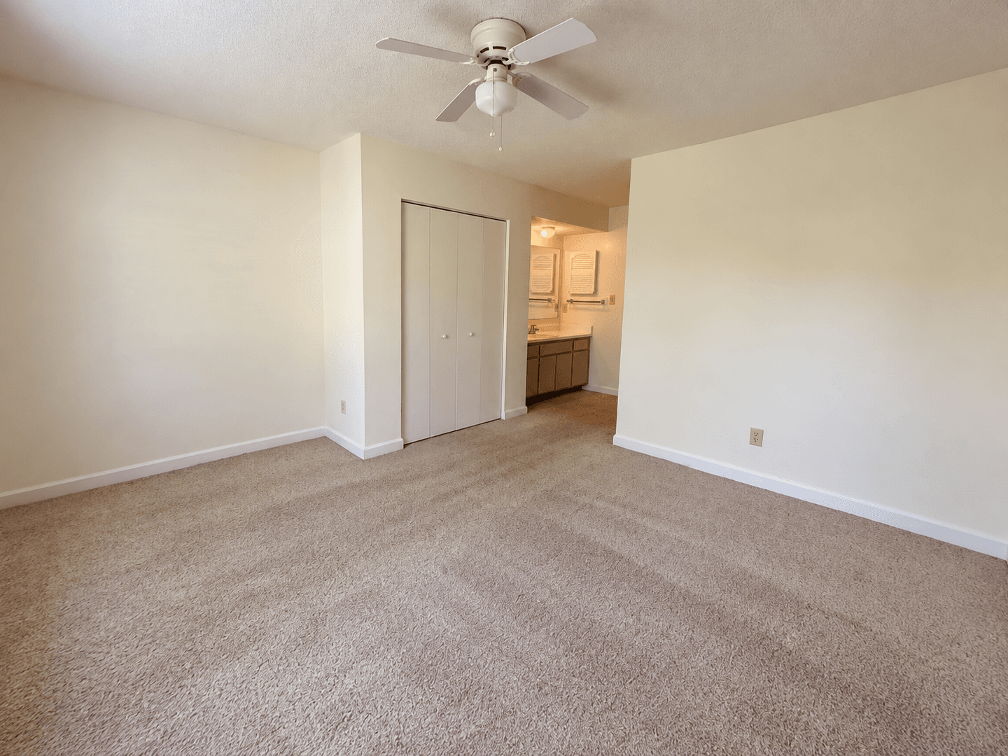 Raleigh Townhome: 2518-202 Avent Ferry Road