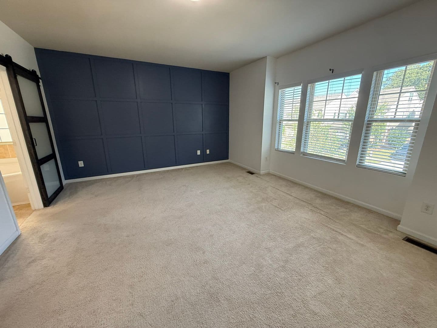 Durham House: 1052 Spacious Skies Lane