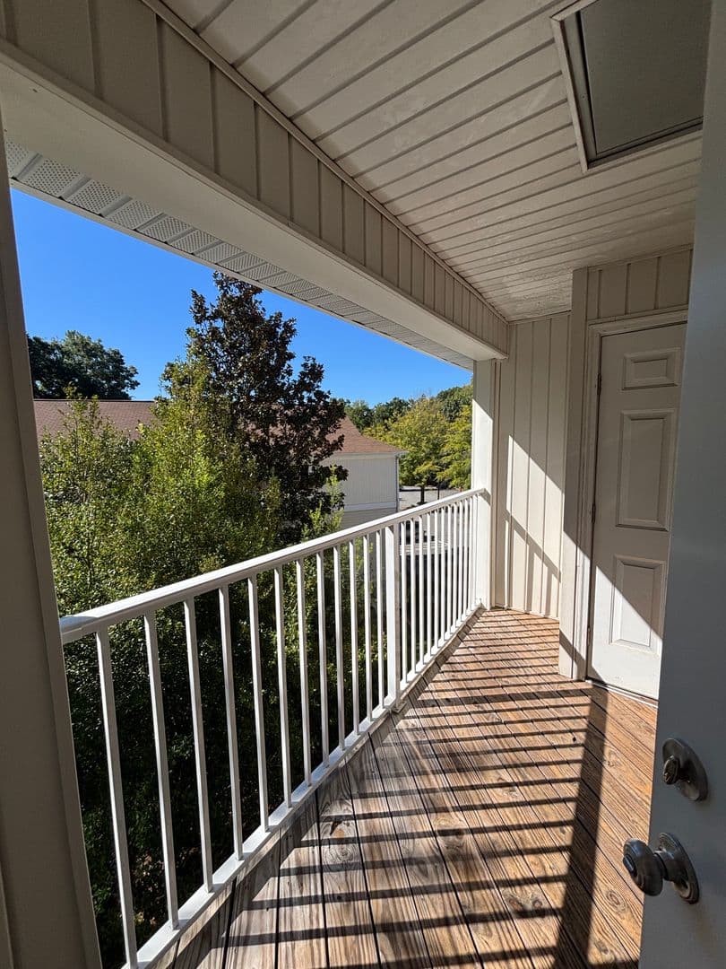 RALEIGH House: 1501-304 GRADUATE LN