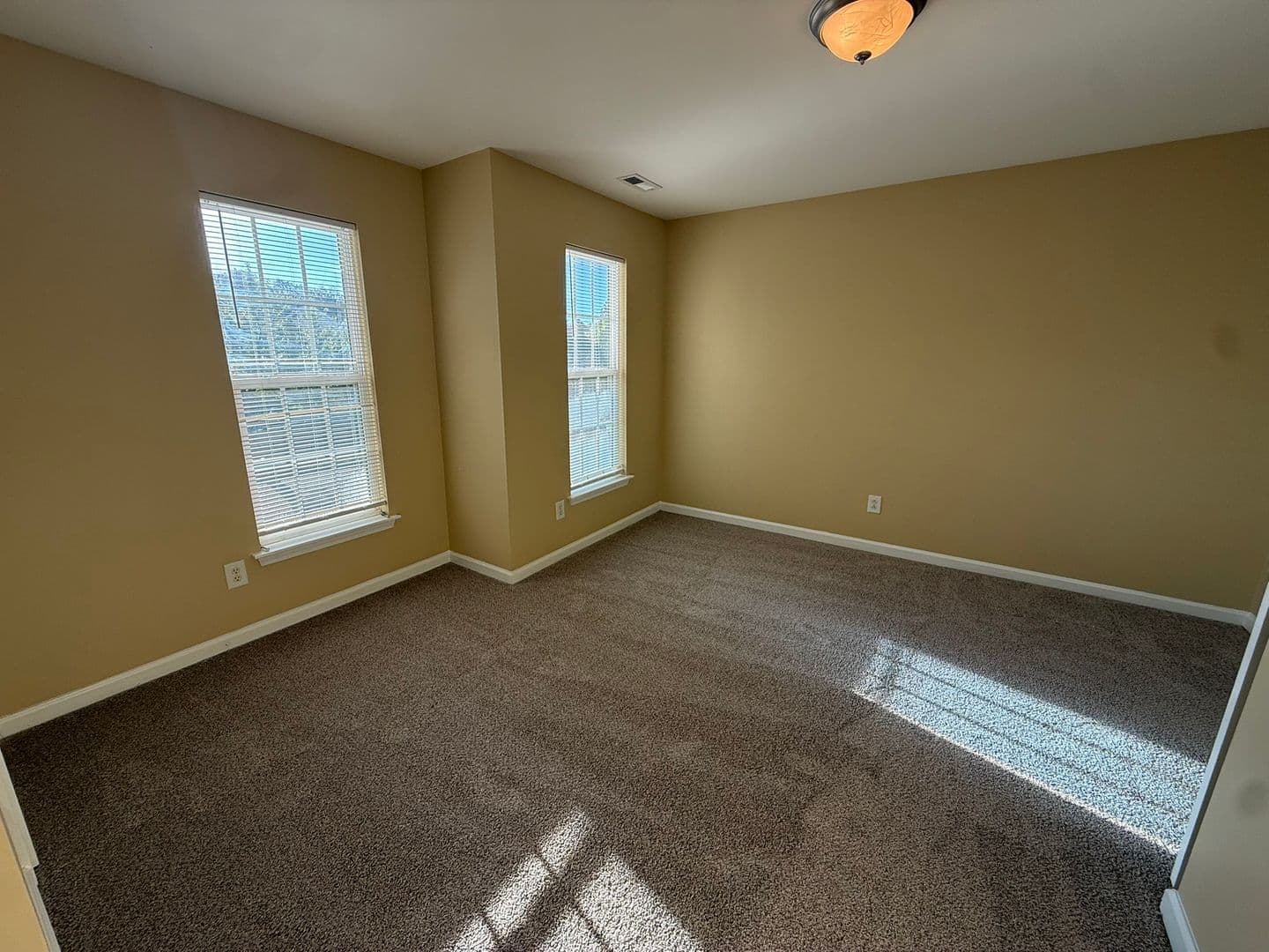 Fuquay Varina House: 1517 Essexwood Drive