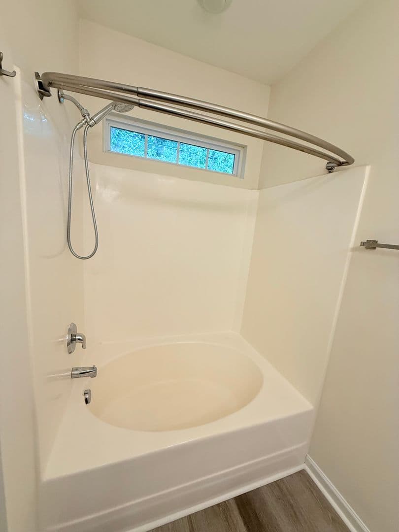 Cary Apartment: Maynard Summitt