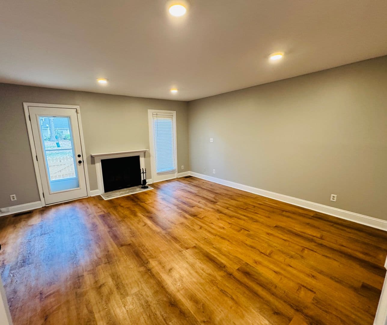 Raleigh House: 5612 Darrow Drive