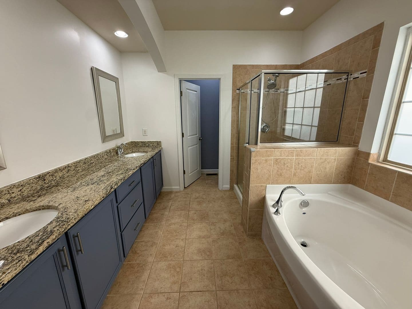 Durham House: 1052 Spacious Skies Lane