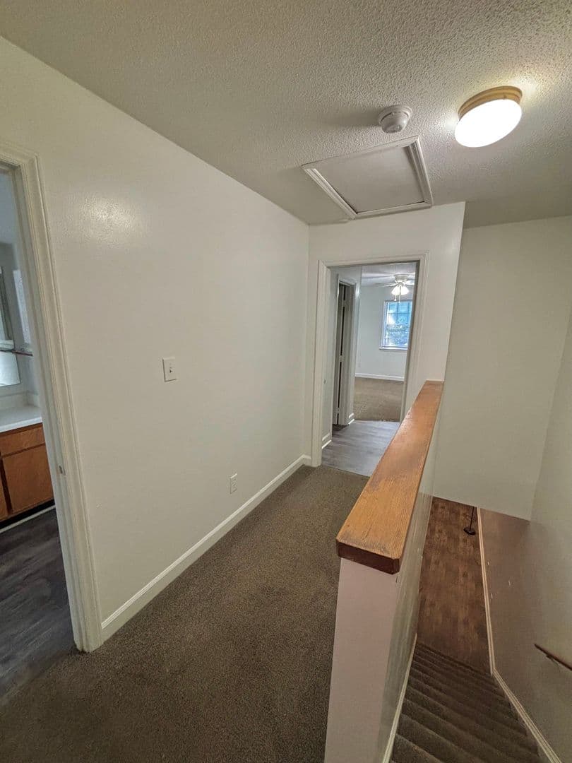 Raleigh House: 2520 Avent Ferry Rd Unit 202 - 202