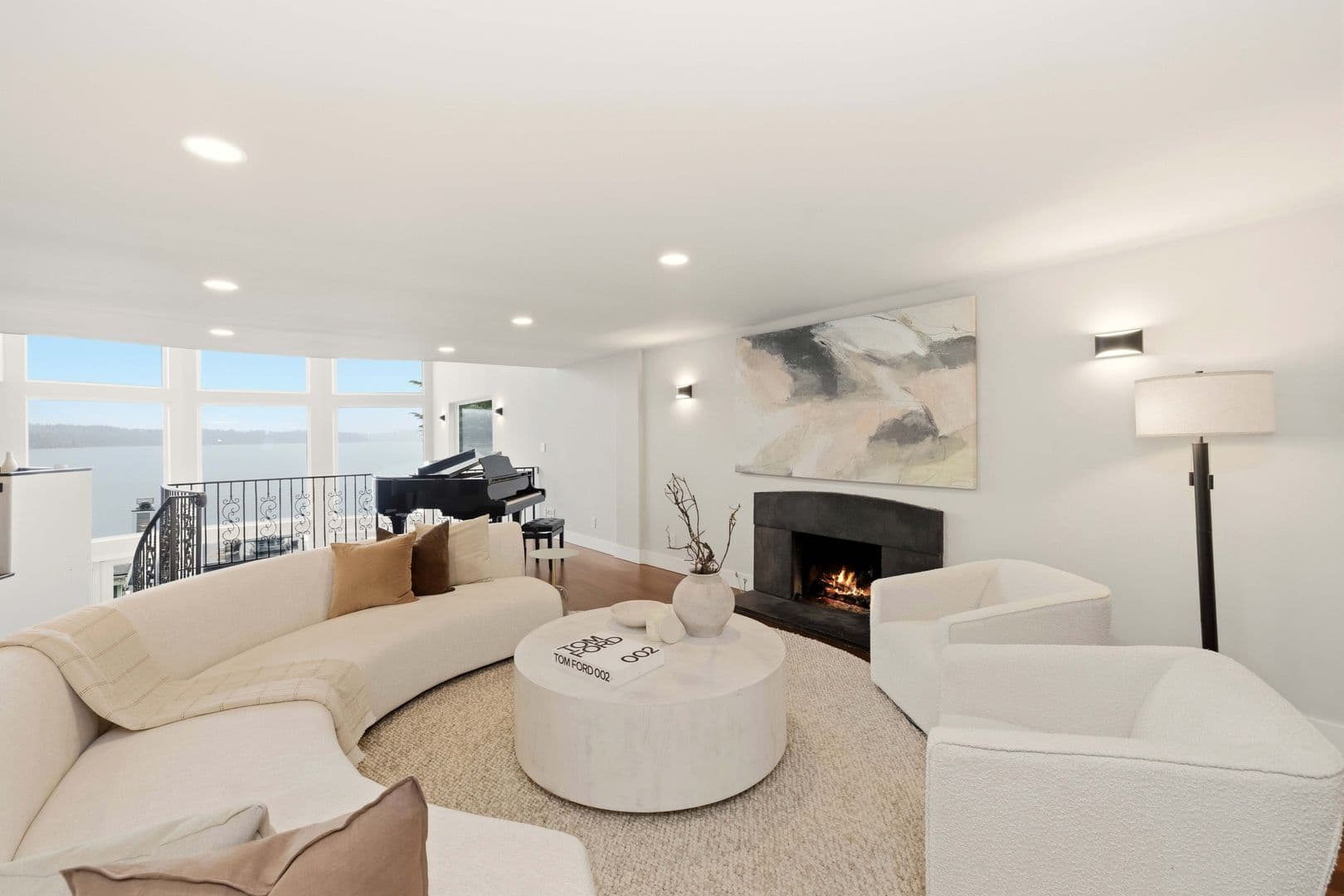 Bellevue House: 17714 SE 40th Place