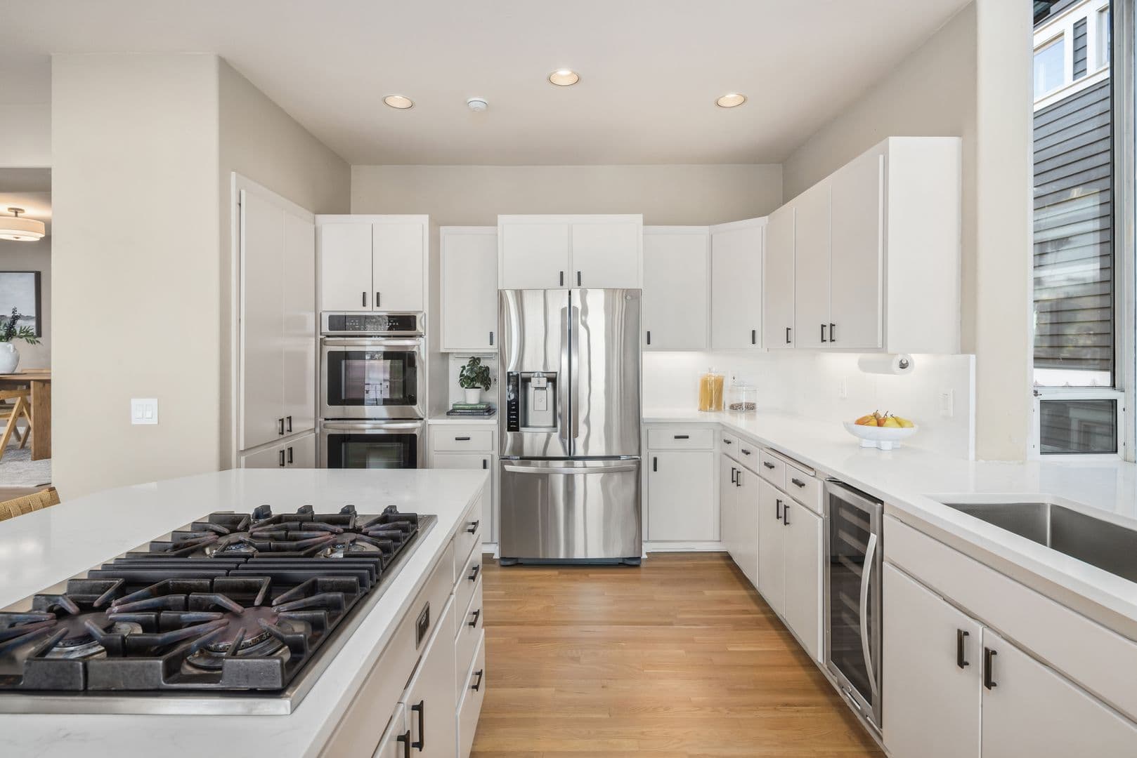 Renton House: 3711 Lake Washington Blvd N