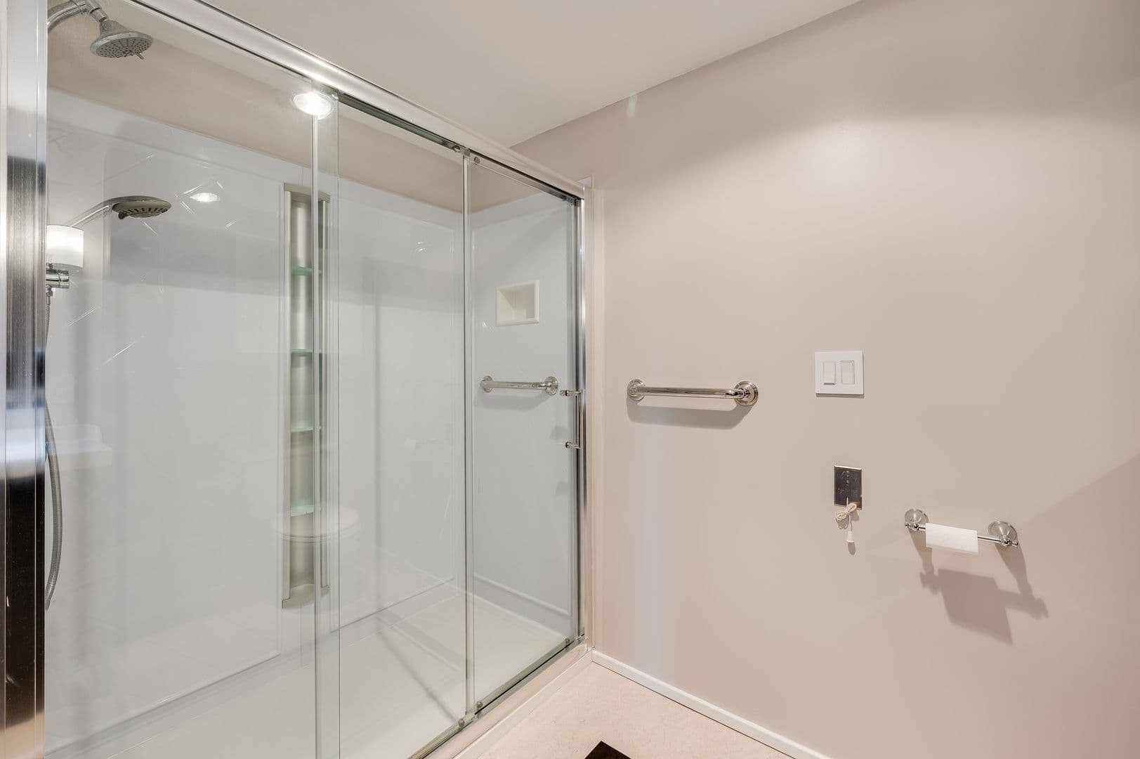 Issaquah Condo: 4152 Providence Point Dr SE #104