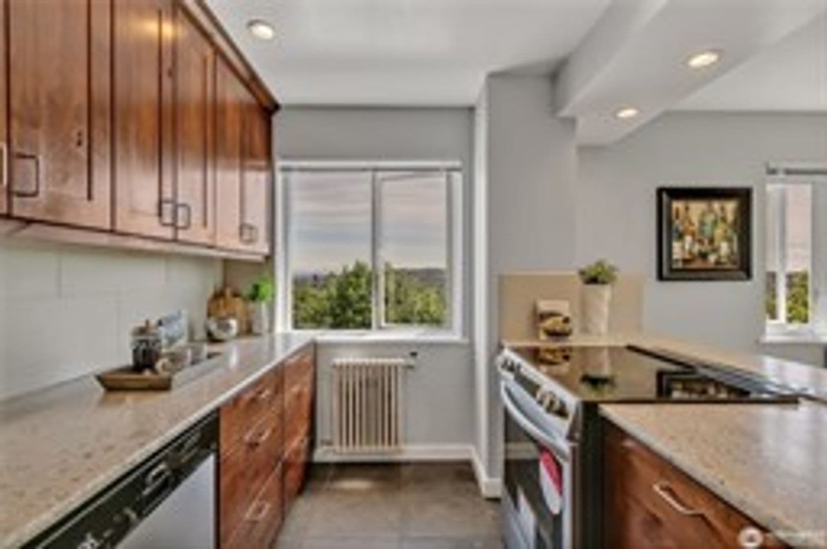Seattle Condo: 1800 Taylor Avenue N #210