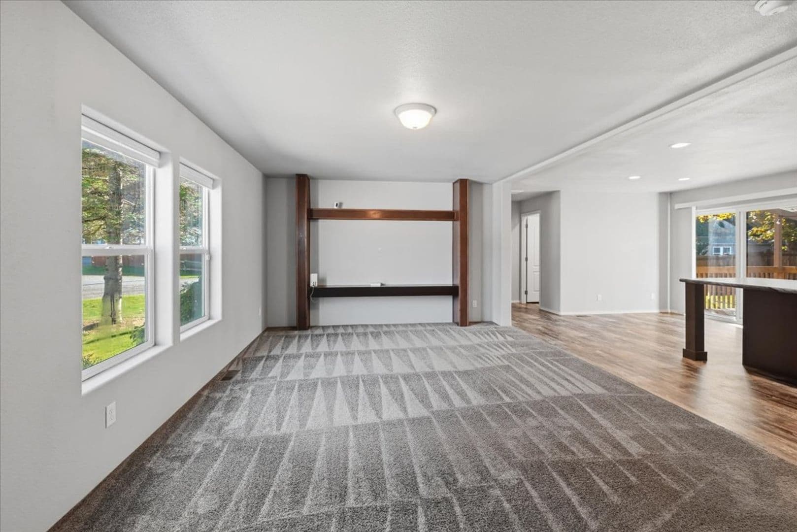 Granite Falls House: 13012 View Place