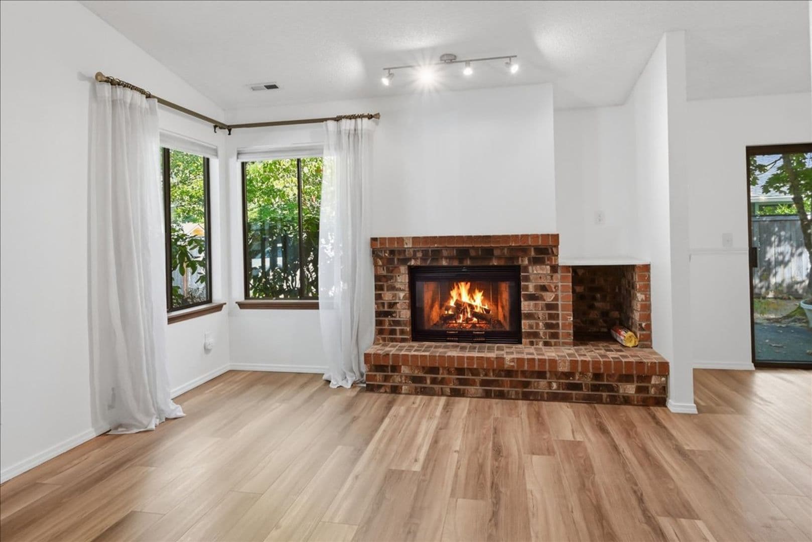 Mill Creek Condo: 16006 Village Green Drive #A