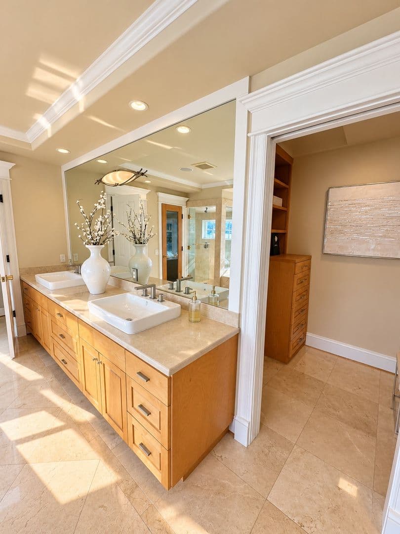 Sammamish House: 4239 206th Avenue SE