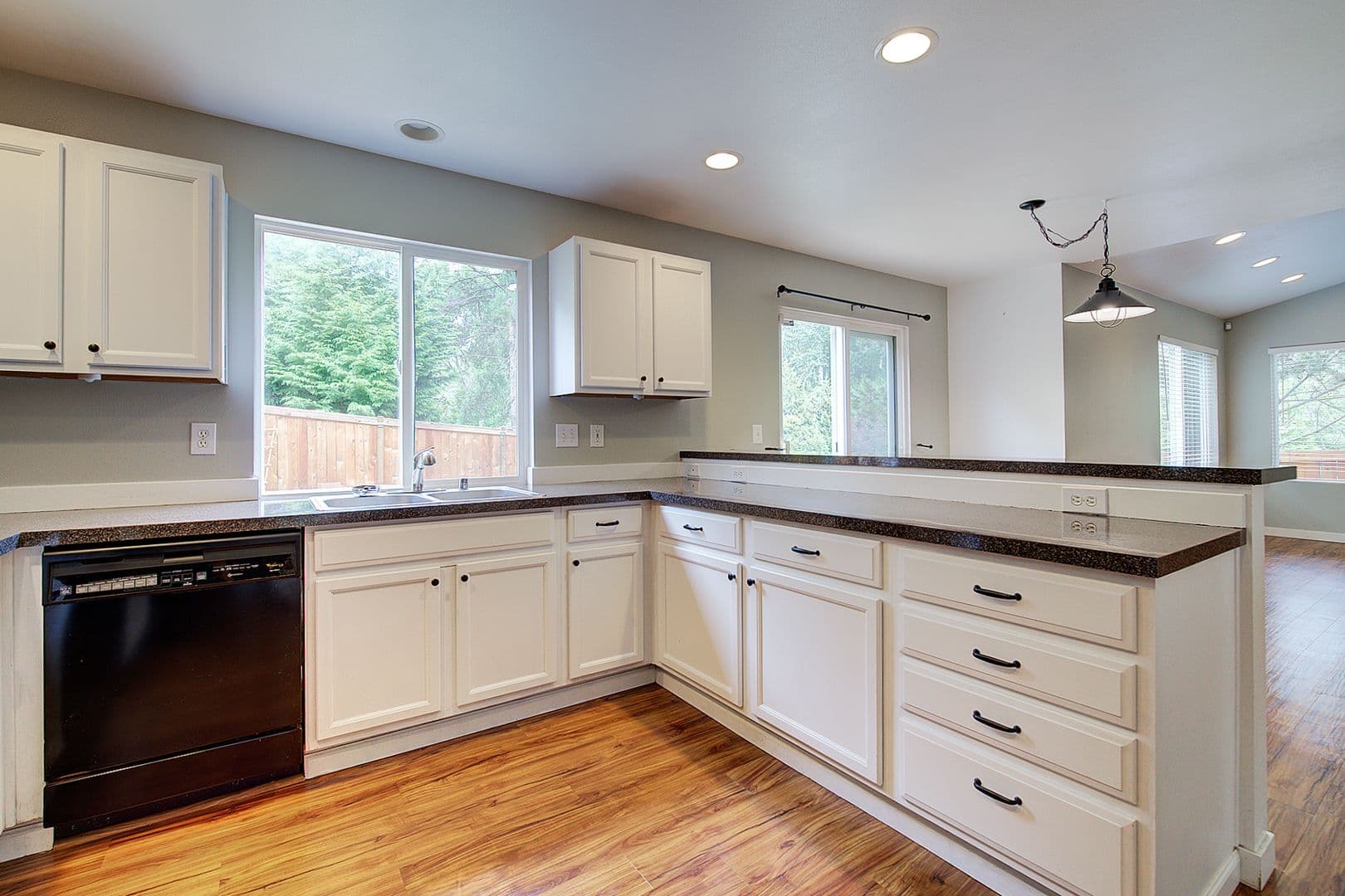 Everett House: 4919 148th Place SE