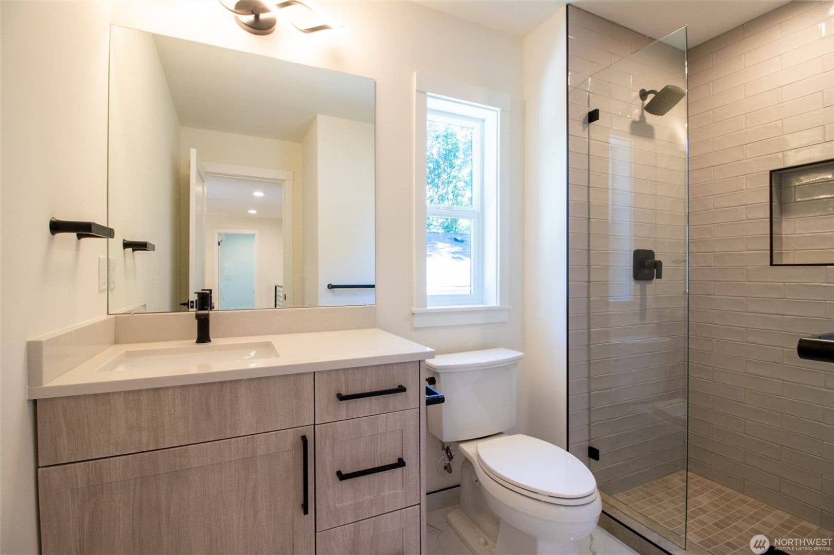 Redmond House: 7912 140th Avenue NE