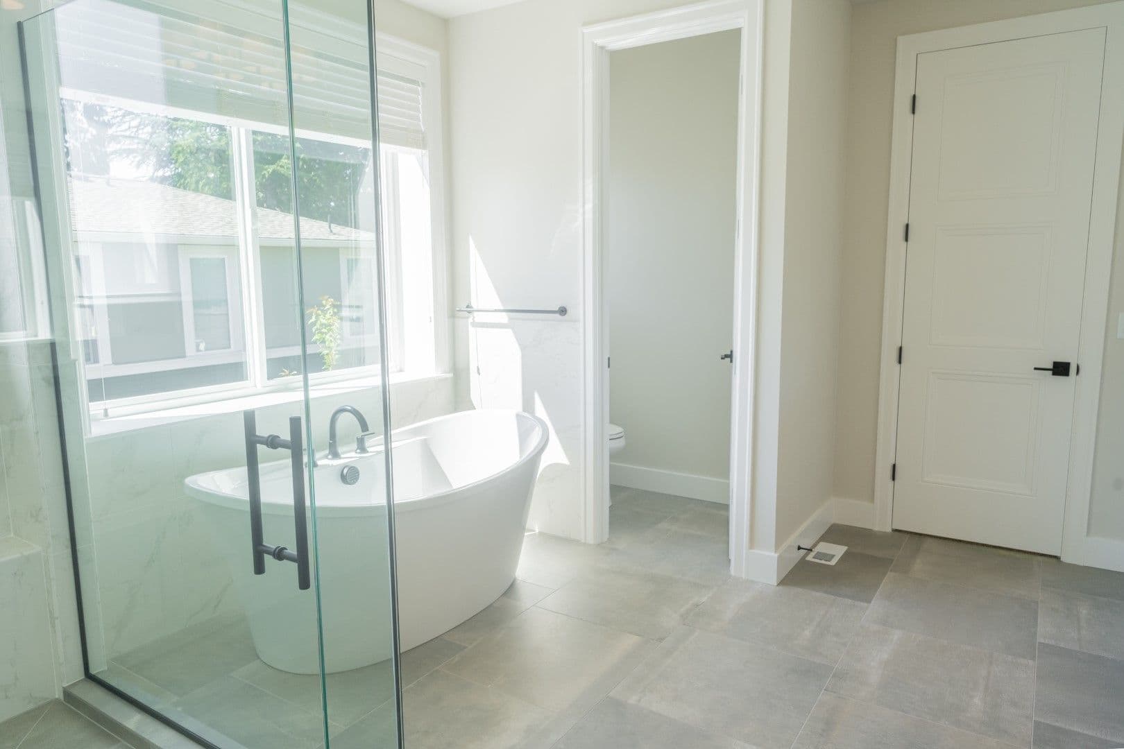 Kirkland House: 10420 NE 112th St