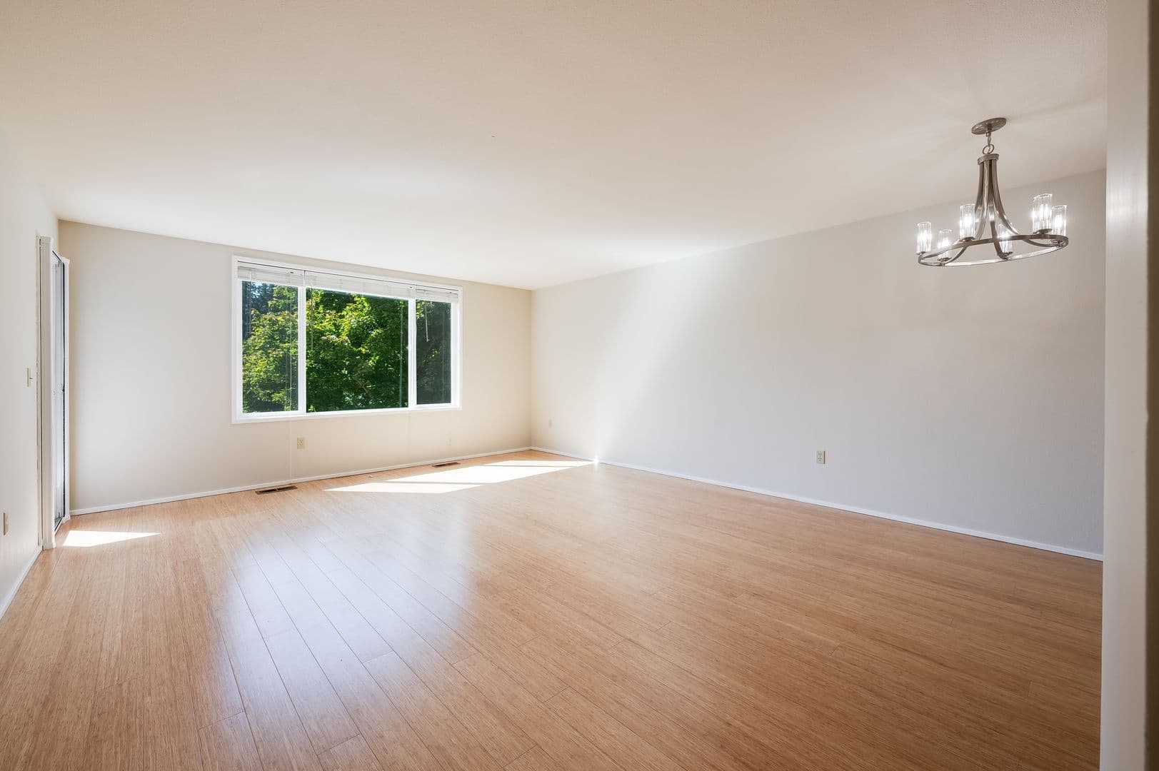 Issaquah Condo: 4152 Providence Point Dr SE #104