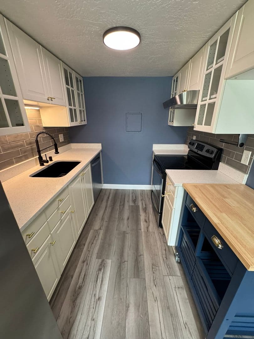 Kirkland Condo: 14514 127th Avenue NE #W68