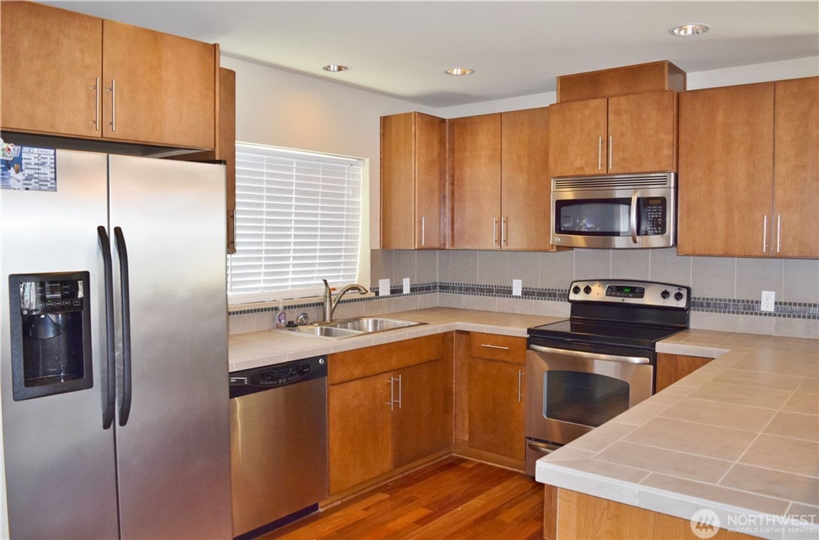 Seattle Townhome: 935 N 98th Street #A