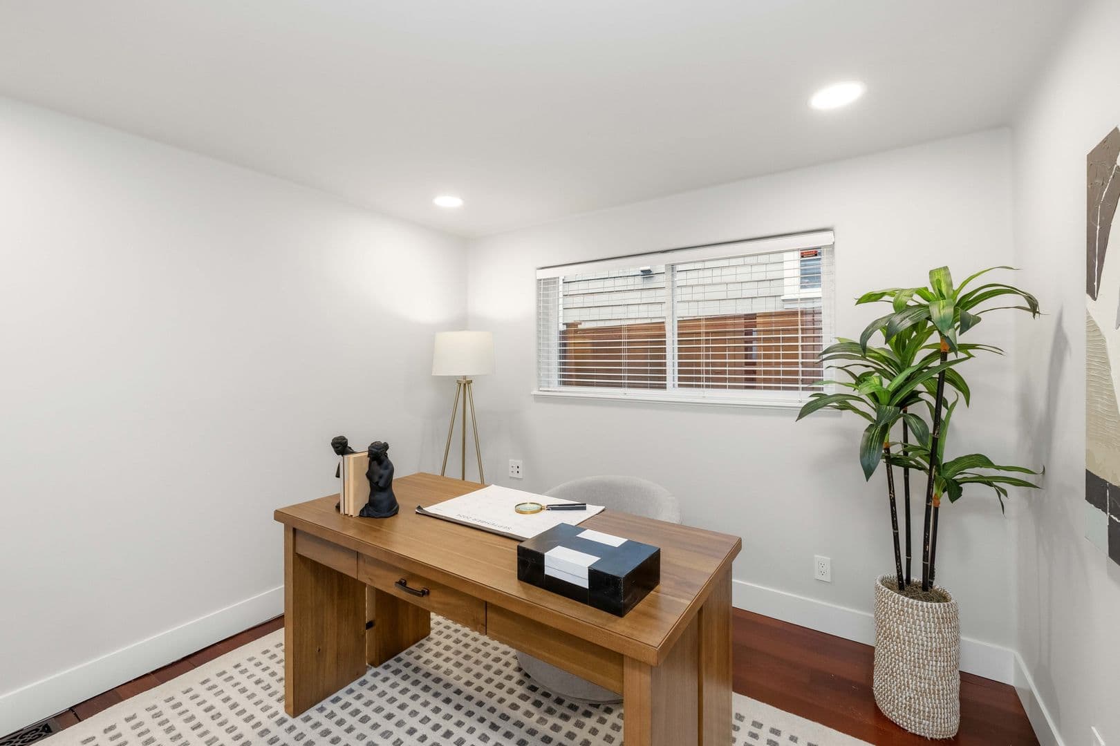 Bellevue House: 17714 SE 40th Place