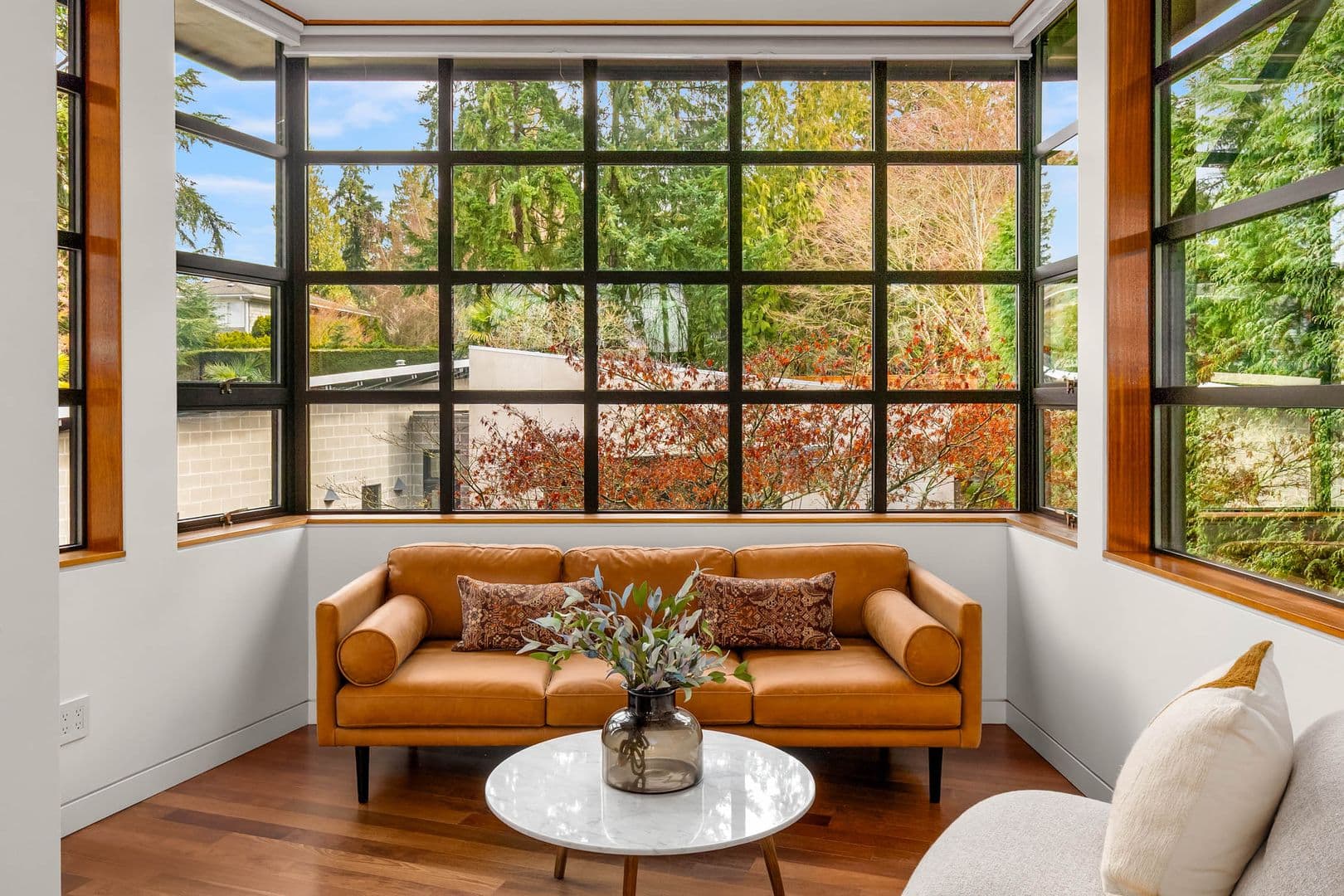 Yarrow Point House: 4218 92nd Avenue NE