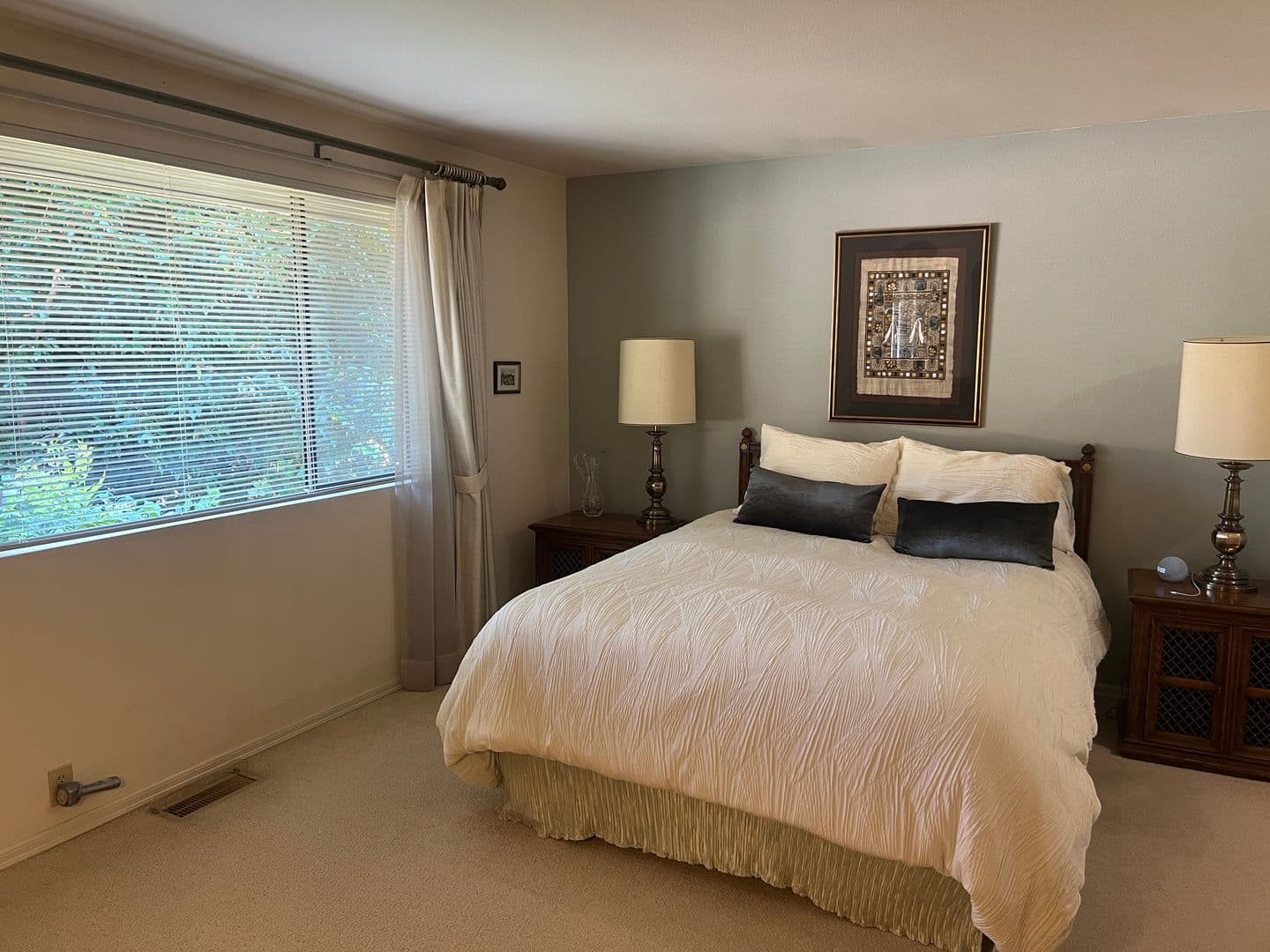 Bellevue House: 6817 129th Pl SE