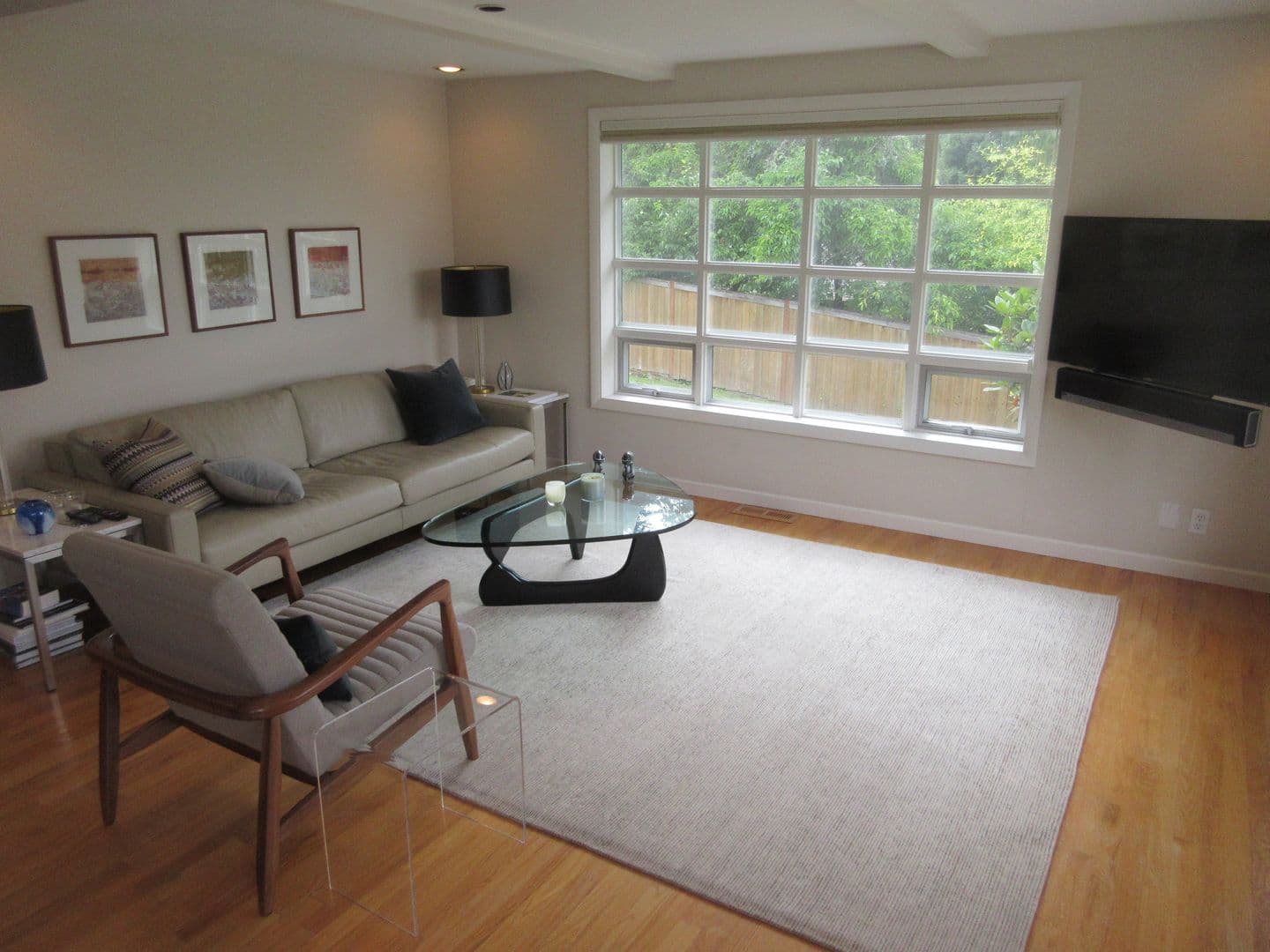 Clyde Hill House: 8831 NE 28th St