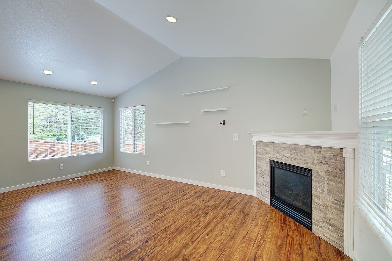 Everett House: 4919 148th Place SE