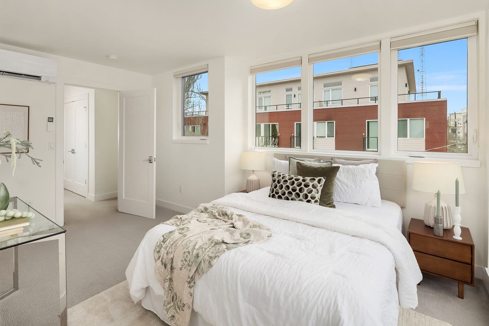 Seattle Townhome: 119 18th Avenue E #A
