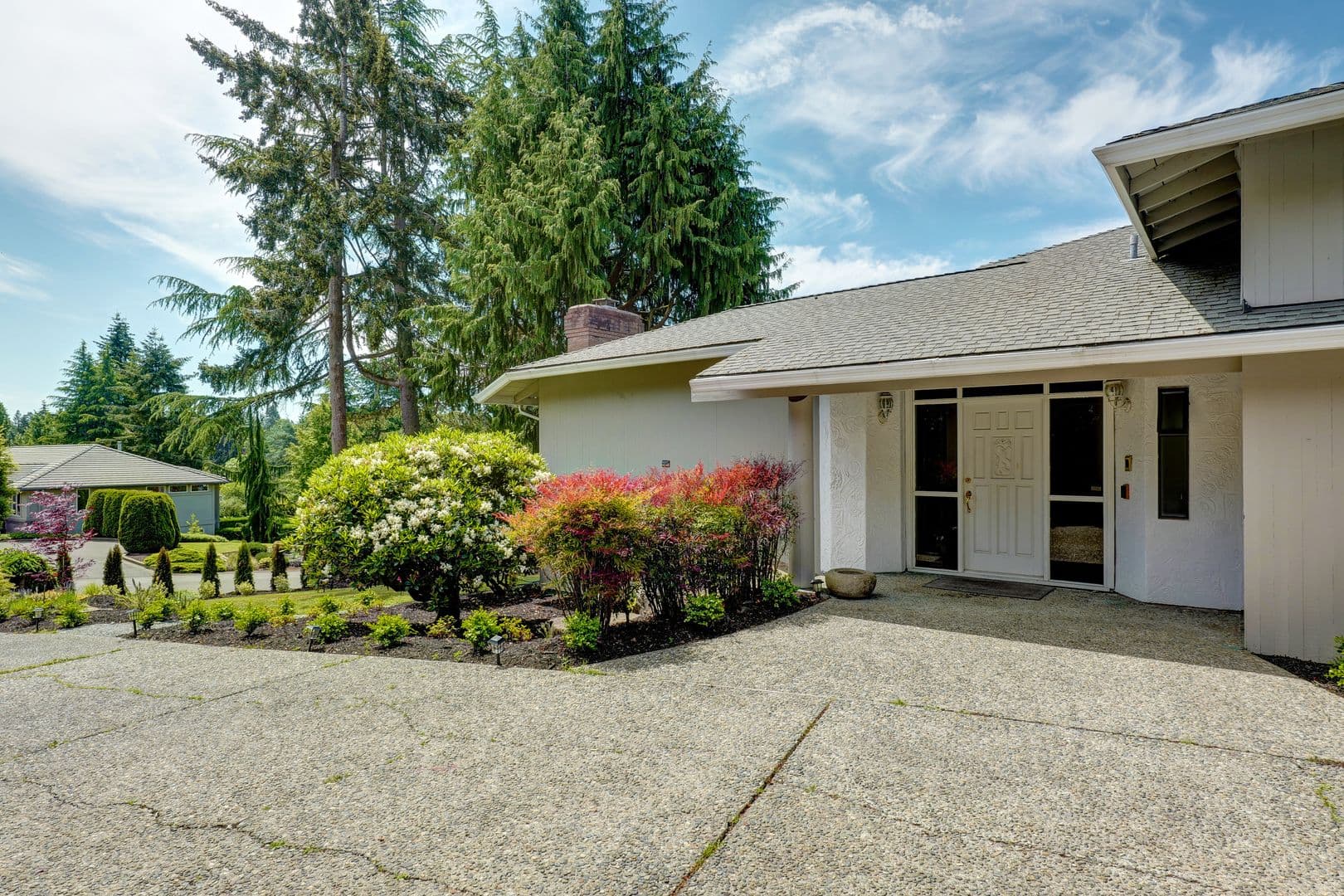 Clyde Hill House: 8808 NE 14th Street