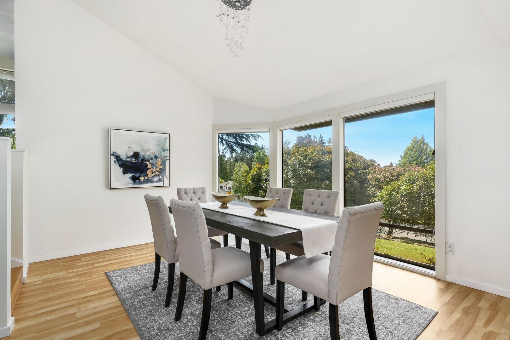 Clyde Hill House: 8808 NE 14th Street