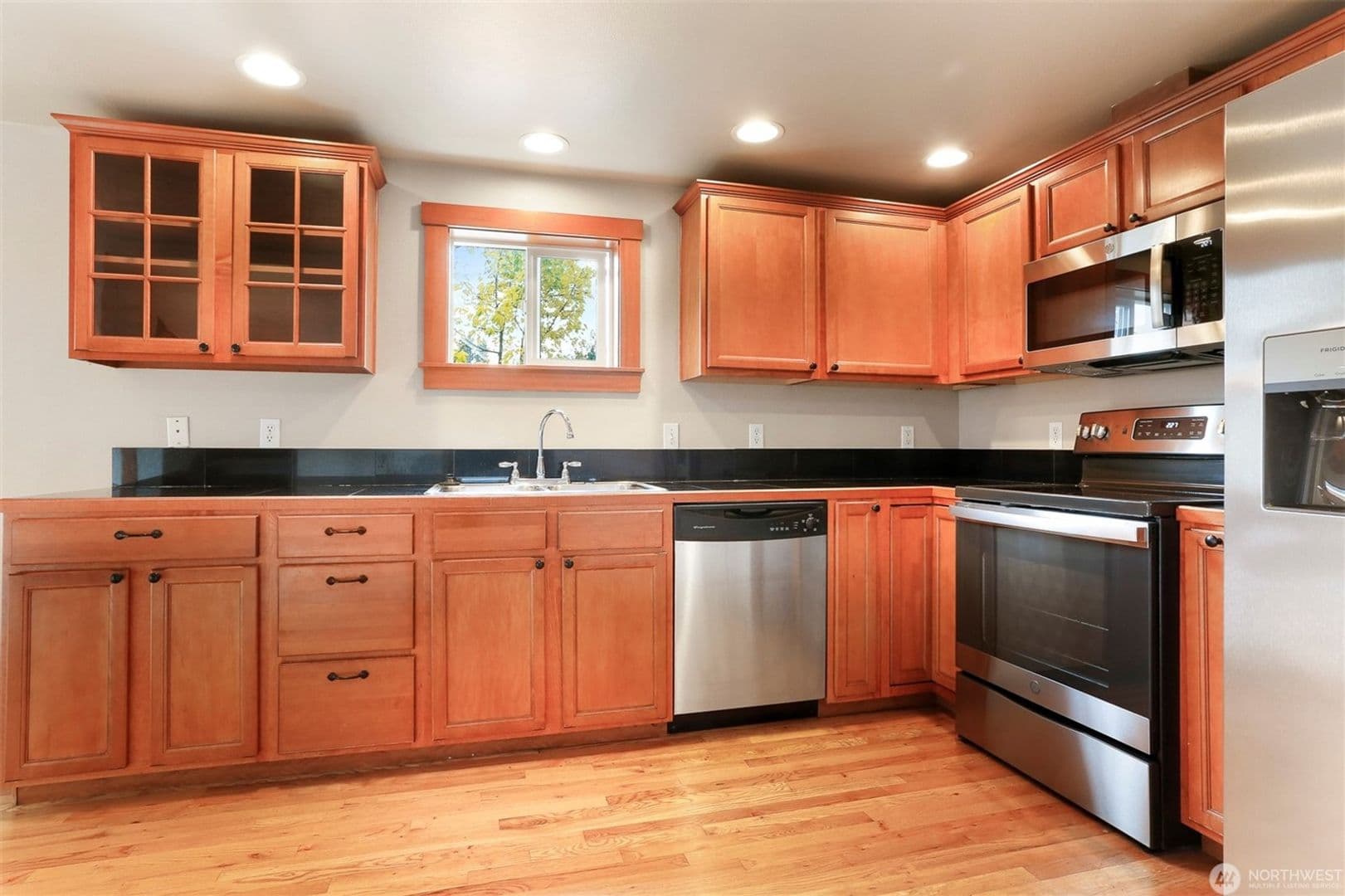 Seattle Townhome: 900 SW Elmgrove St