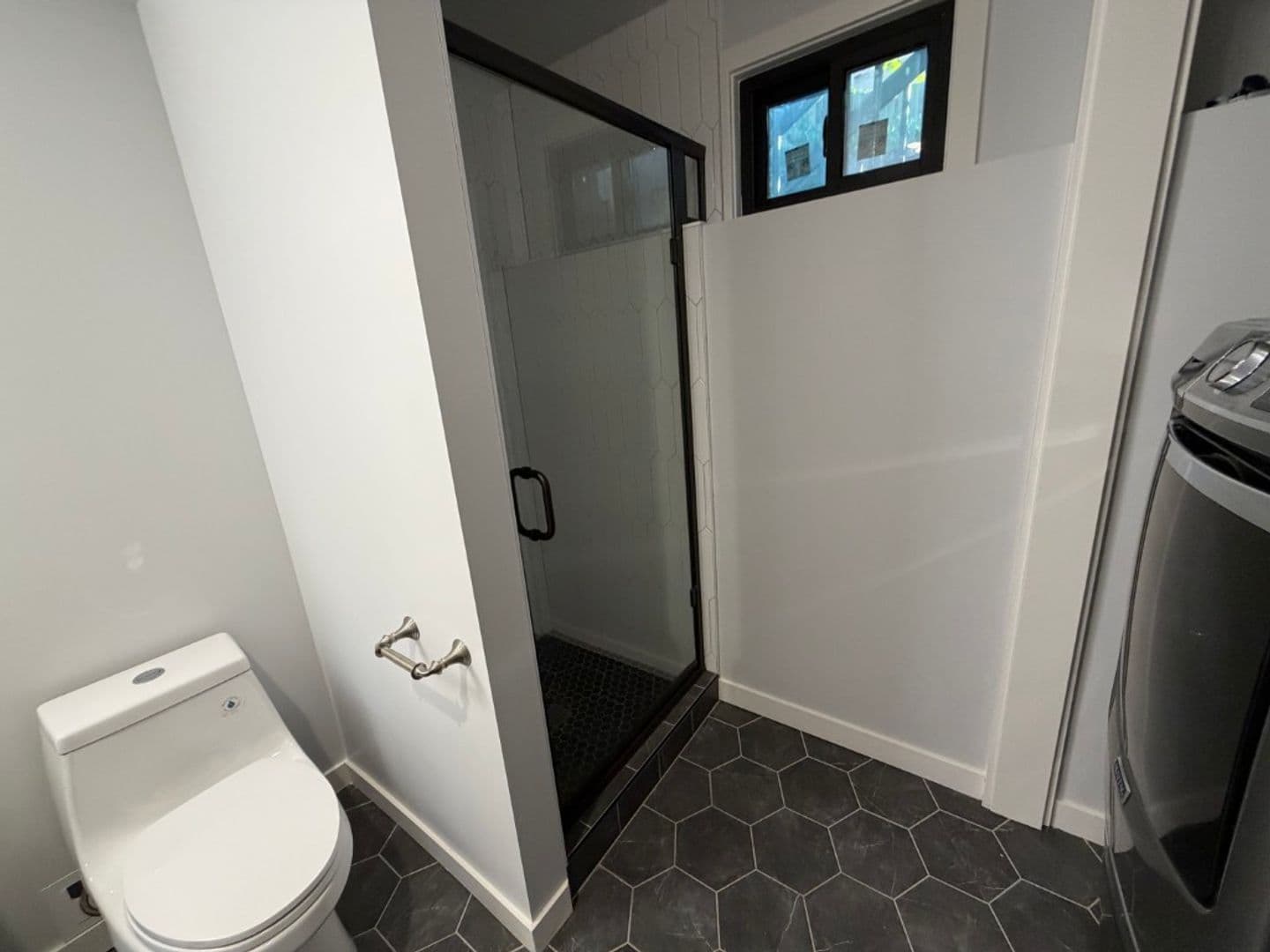 Kirkland House: 11721 NE 75th Place