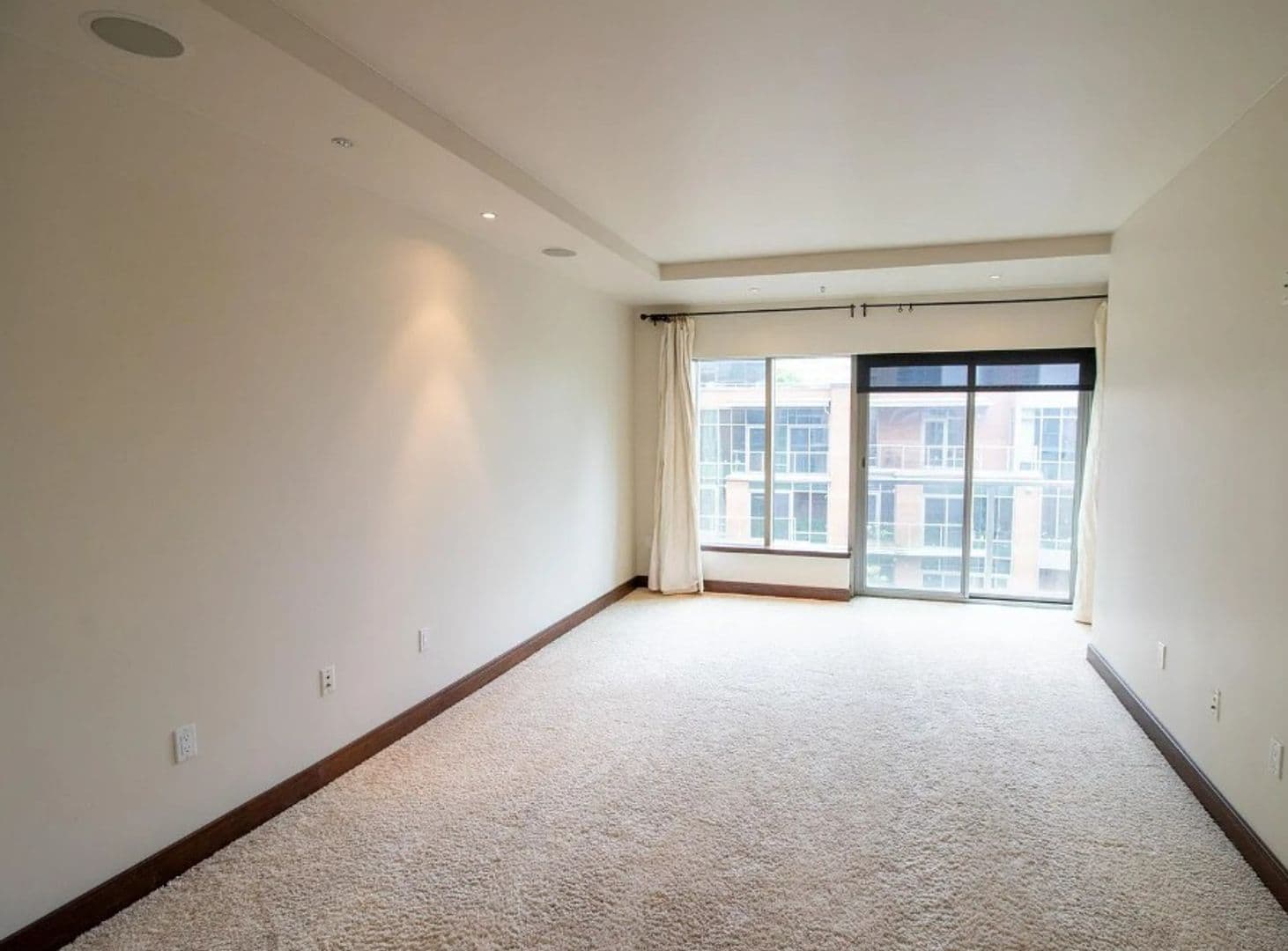 Bellevue Townhome: 10660 NE 9th Place