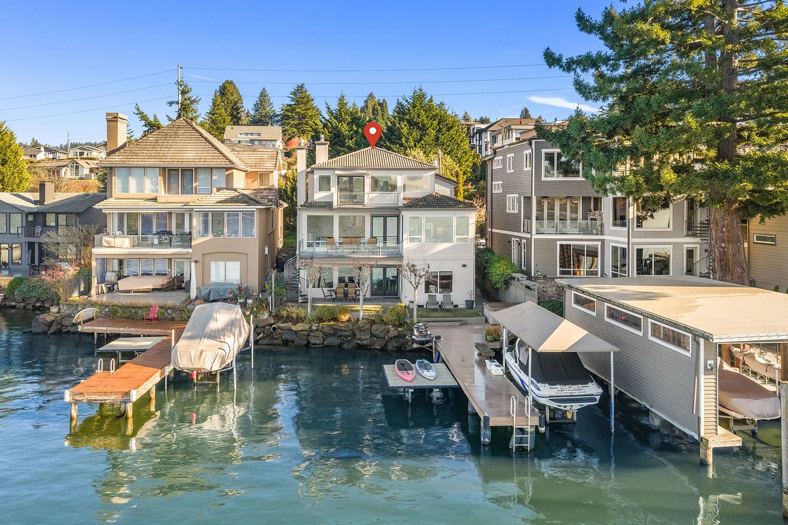 Renton House: 3711 Lake Washington Blvd N